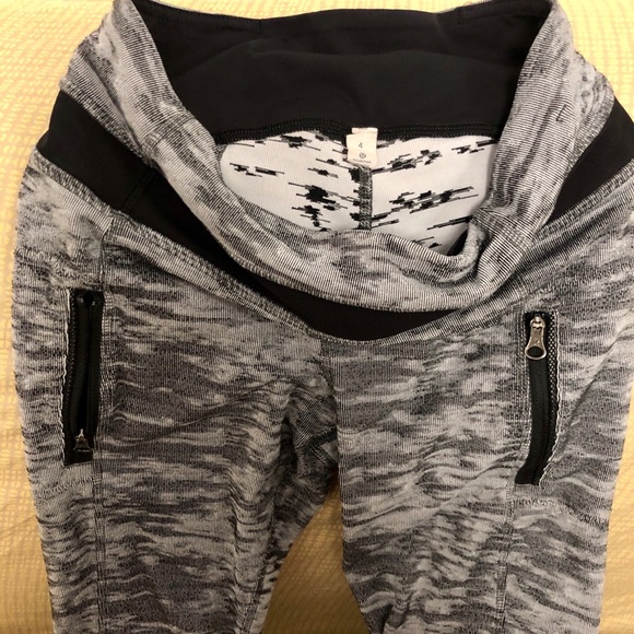 Lululemon Inspire Tight II Mesh Leggings - Picture 5 of 8